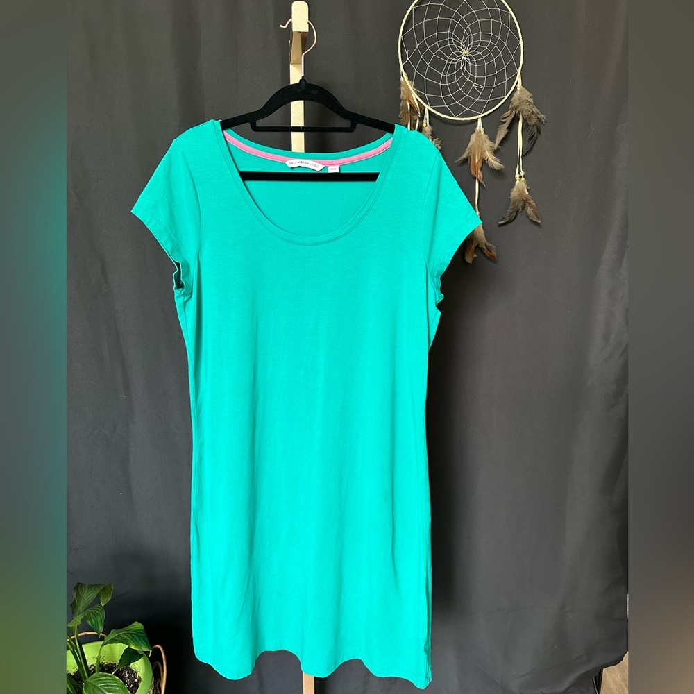 NWOT Isaac Mizrahi basic cotton dress in teal. Size small.